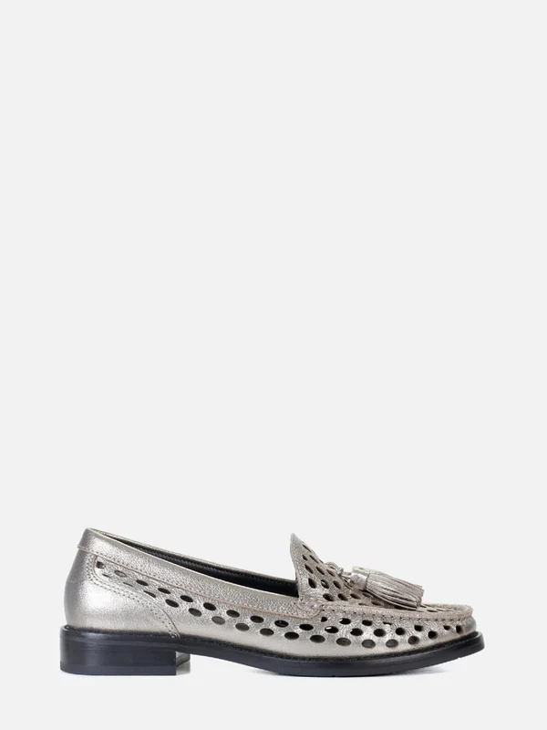 MOCASSIM EM COURO DORIS PRATA VELHO PERFUROS 38