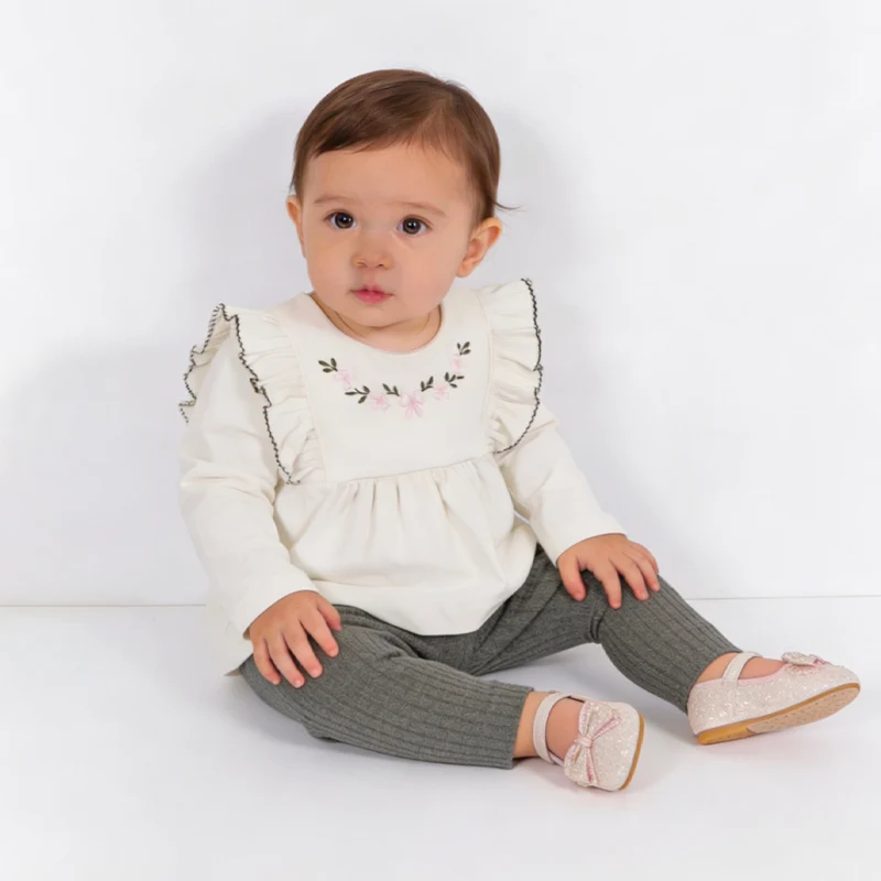 Conjunto Bata Manga Longa Bordado e Legging Tricot Feminino Bebê Randa Mundu M / Off White