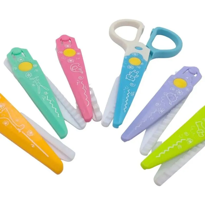 3x Tesoura Escolar Infantil Colorida Kit Com 6 Tipos De Cort