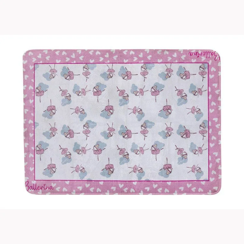 Tapete Estampado Antiderrapante 1,40m X 1,00m 1 Peça Ballerina Juvenil 100% Poliéster.