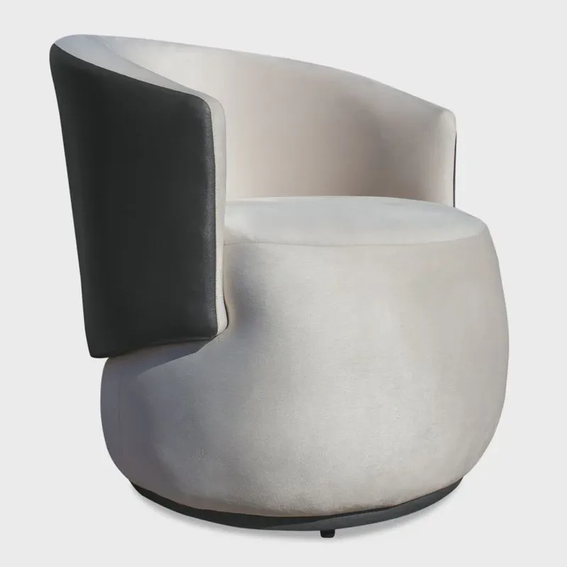 Poltrona Orgânica Decorativa Lara Veludo Bege/PU Cinza - Montanaris Decor