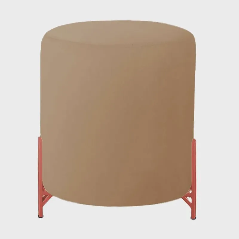 Puff Decorativo Thor Ferro Base Bronze Veludo Cappucino - Montanaris Decor