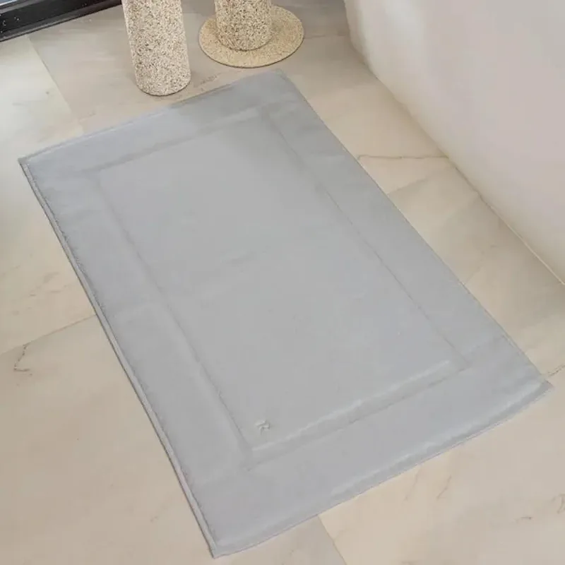Toalha De Piso Confort 48 X 80 - Kacyumara Silver - Kacyumara