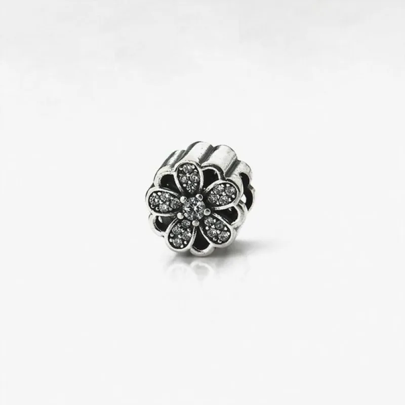 Berloque em Prata 925: Flor Cravejada com Zircônias de Prata de Bali Cristal - Atraktiva Joias