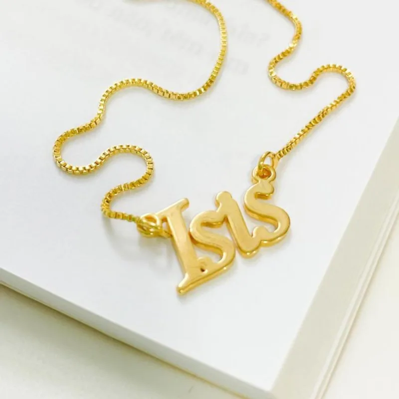 Colar Nome Personalizado Banhado a Ouro 18k Isis - Atraktiva Joias