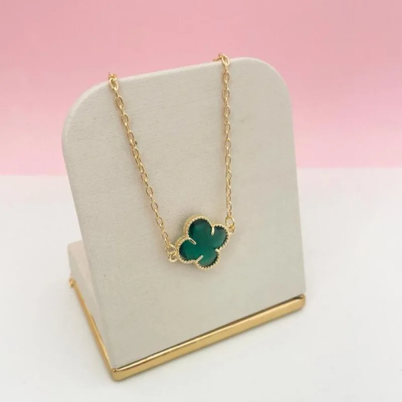 Colar Trevo Translúcido Banhado a Ouro 18k Verde Escuro - Atraktiva Joias