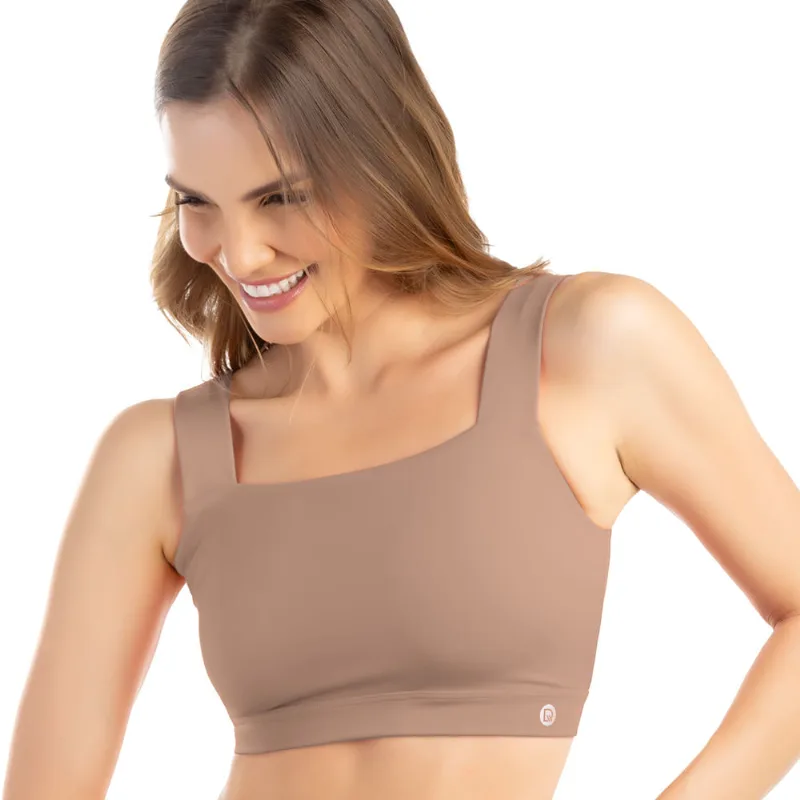 Top Fitness Em Tecido 3D Tecnology Decote Reto E Alças Largas Capuccino