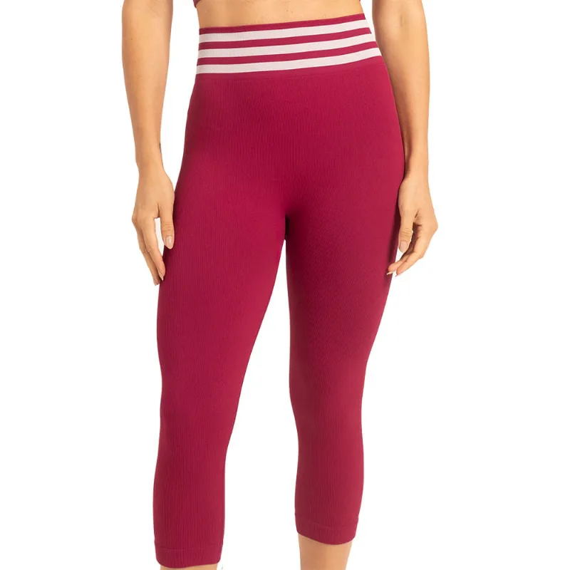 Calça Capri Fitness Sem Costura Ameixa - DelRio