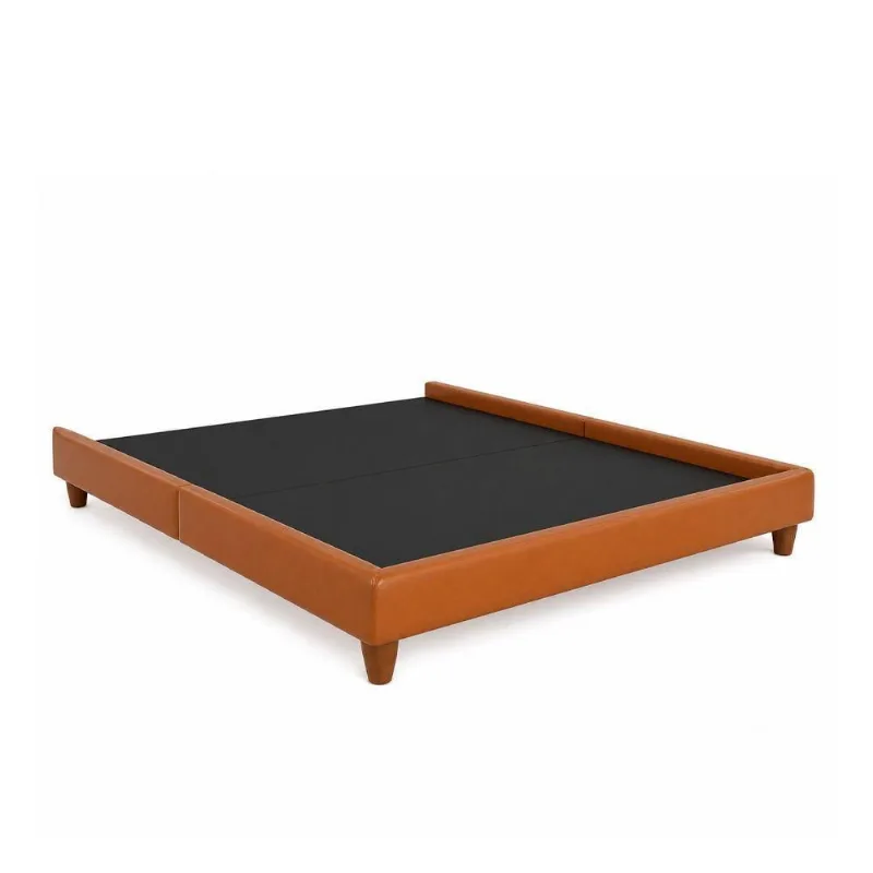 Cama Japonesa Queen Corea com Estofamento Courino Caramelo Madeira Sallar Home