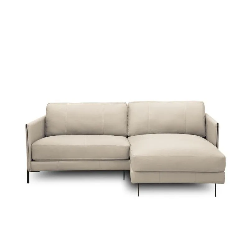 Sofá Decorativo Karine 3 Lugares Sala De Estar 230cm Com Chaise Pés Em Aço Couro Bege