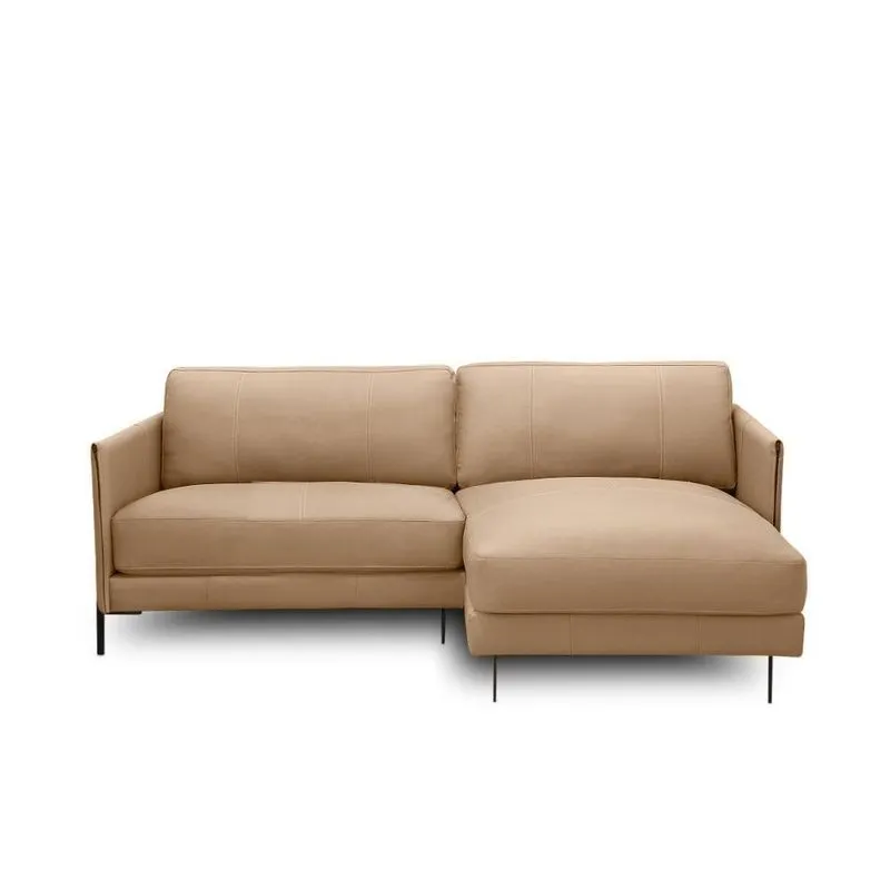 Sofá Decorativo Karine 3 Lugares Sala De Estar 230cm Com Chaise Pés Em Aço Couro Nude