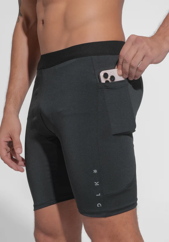 Bermuda Fitness Masculina Segunda Pele com Bolsos Dlk Preto PRETO / M