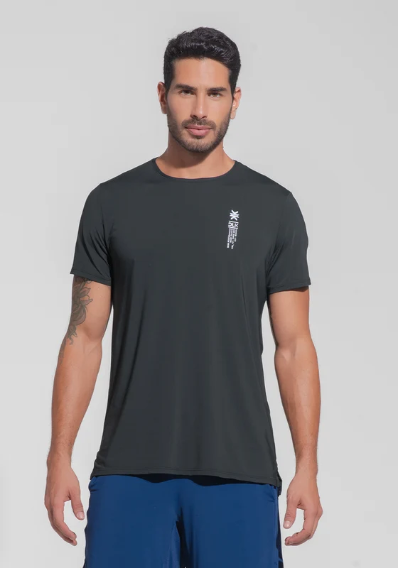 Camiseta Fitness Masculina Dry Fit com Recortes Nas Costas Dlk Preto PRETO / M
