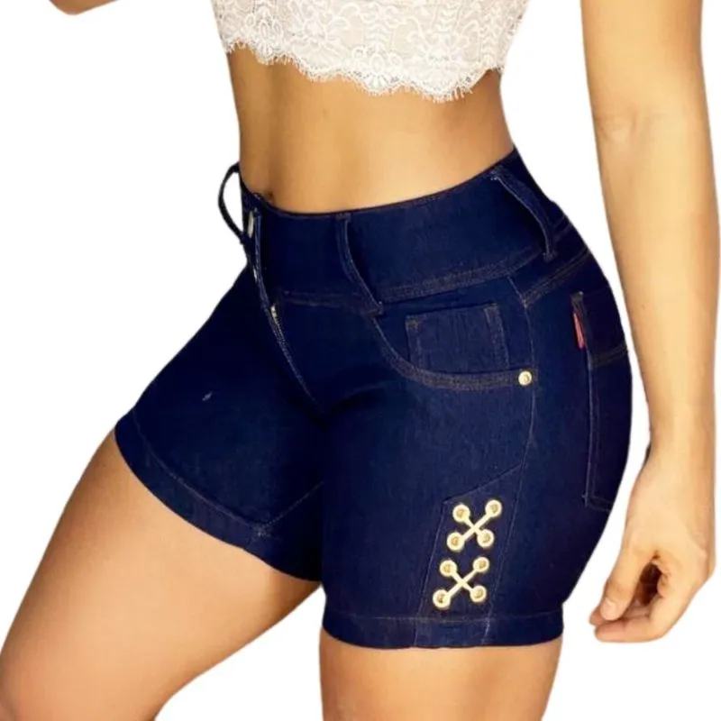 Short Jeans Feminino Cós Alto Meia Coxa Detalhe em Ilhós com Lycra