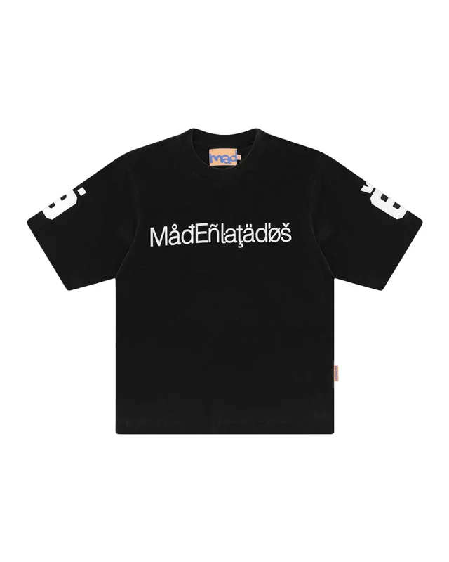 CAMISETA MAD CARACTERE (PRETO) XGG