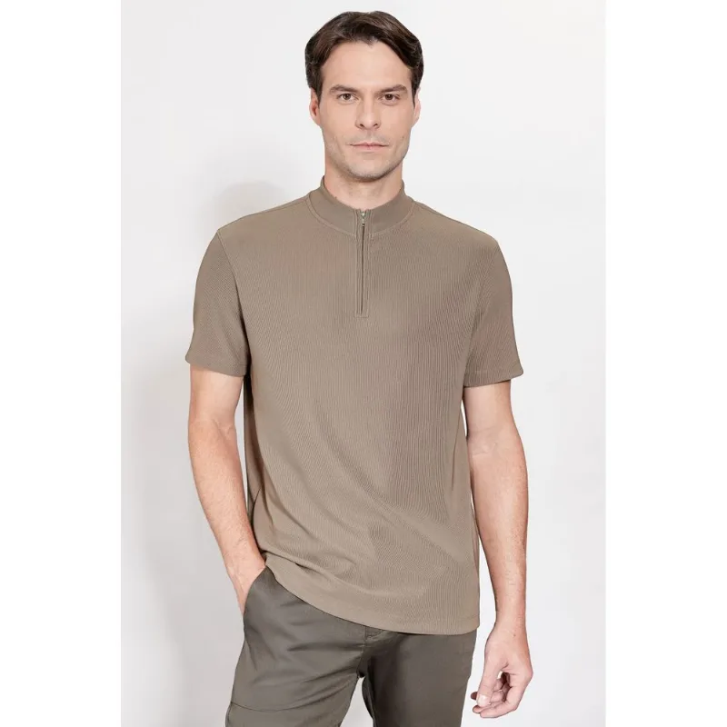 Camiseta Gola Alta Com Zíper Verde Militar - GG