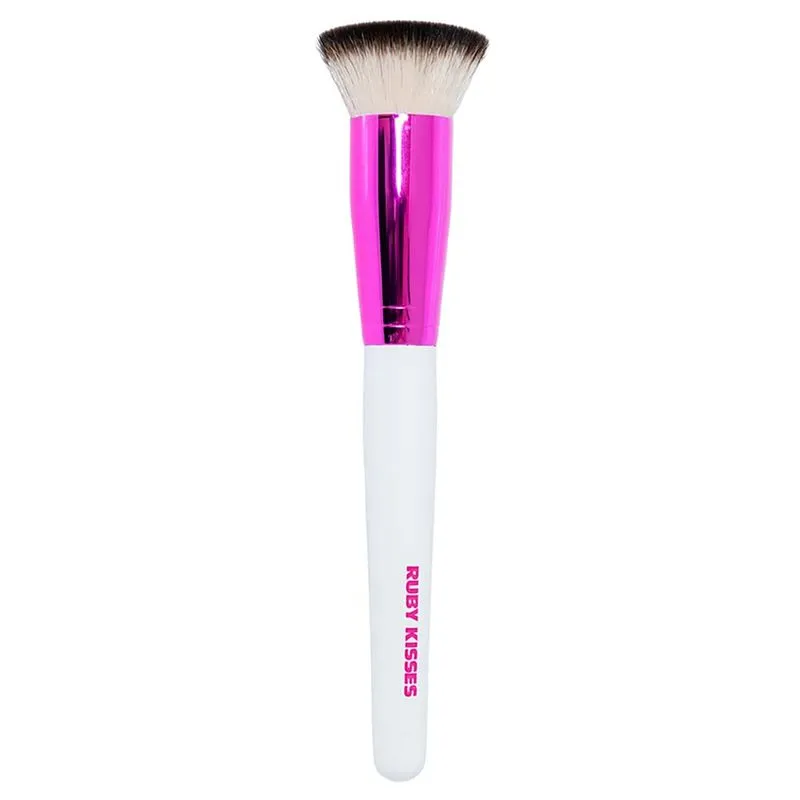 Pincel Ruby Kisses - Kabuki Flat 1 Un
