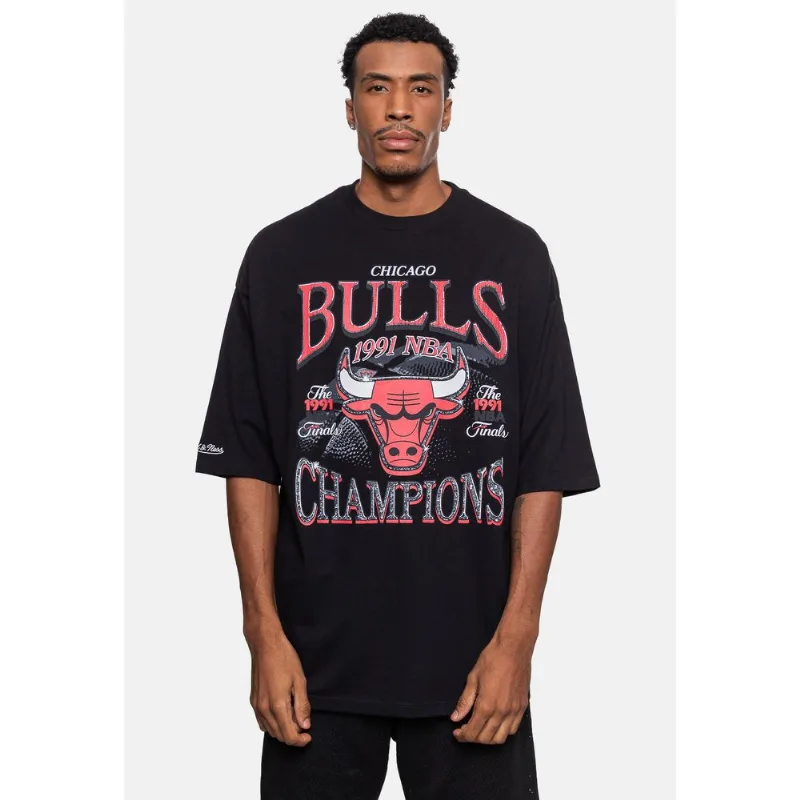 Camiseta Mitchell & Ness Oversize Chicago Bulls Preta - GG