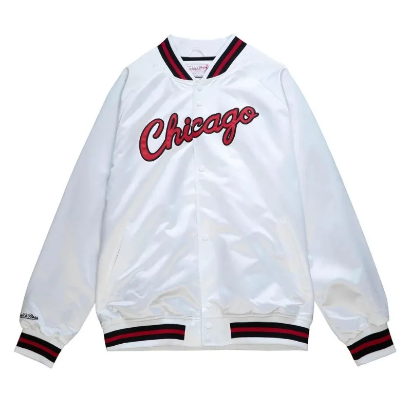 Jaqueta Mitchell & Ness Lightweight Satin Jacket Chicago Bulls Branca - M