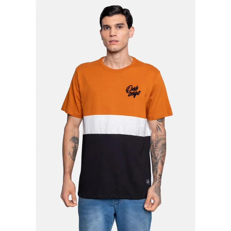 Camiseta Onbongo Especial Caramelo - P