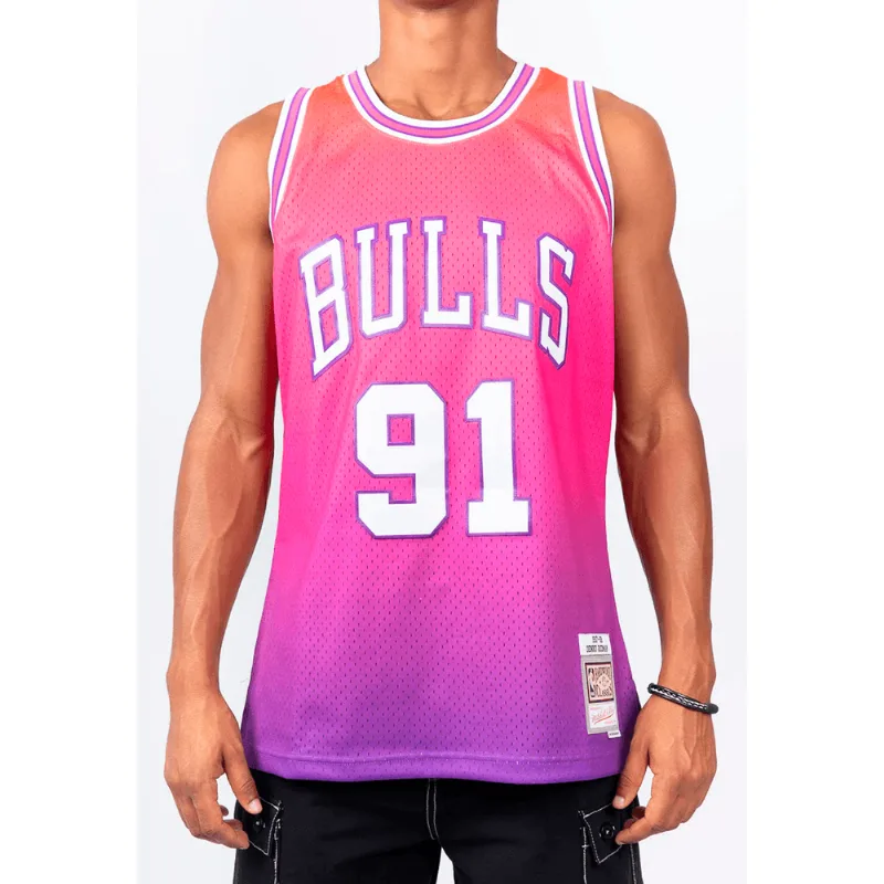 Regata Mitchell & Ness NBA Swingman Jersey Classic Hardwood Festival Ombre Chicago Bulls Dennis Rodman 1997-98 Branca - 5XL