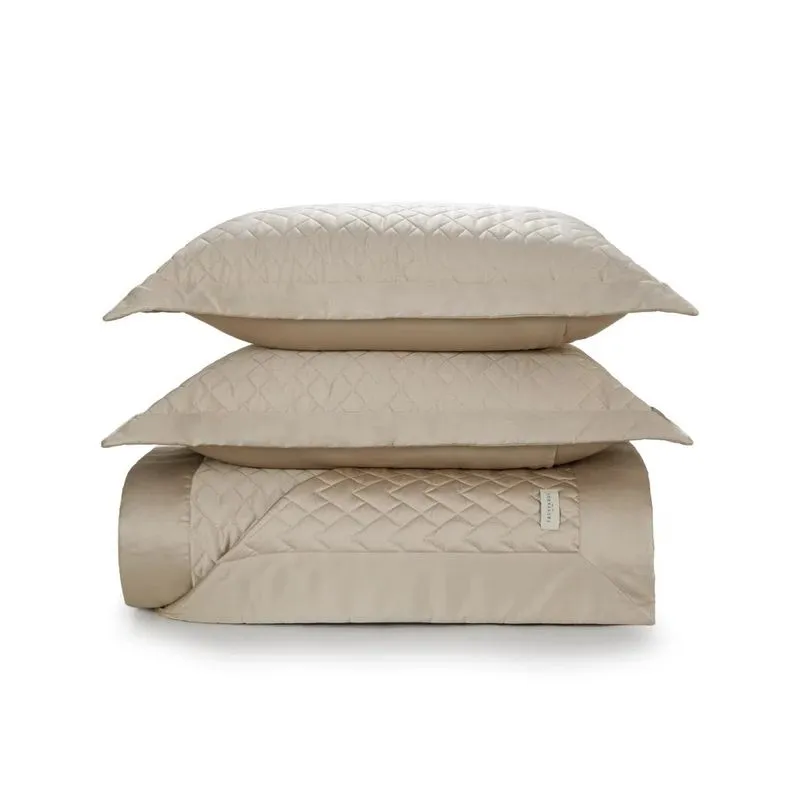 COLCHA COM PORTA TRAVESSEIRO TRUSSARDI SPIAZZO QUEEN NOCCIOLA