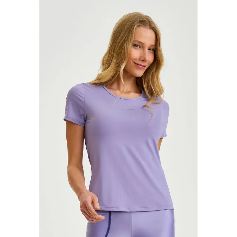 BLUSA UV COM PROTEÇÃO SOLAR E LOGO LILÁS ALFAZEMA CAJUBRASIL G