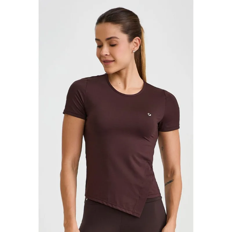 BLUSA NT RESPIRÁVEL ASSIMÉTRICA MARROM COFFEE CAJUBRASIL M