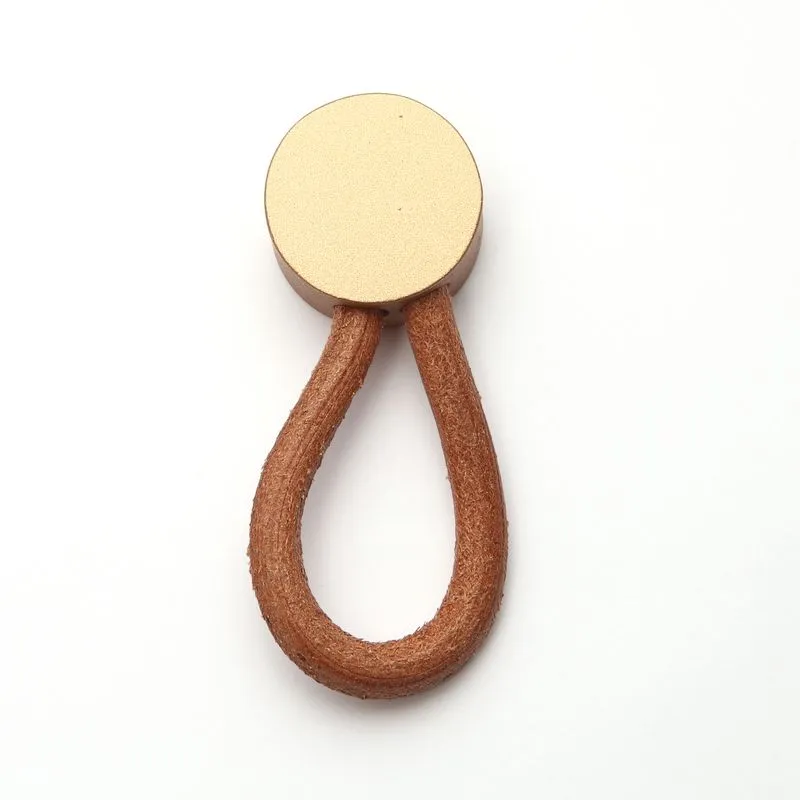 Puxador Fune Dourado Matte com Couro Zen