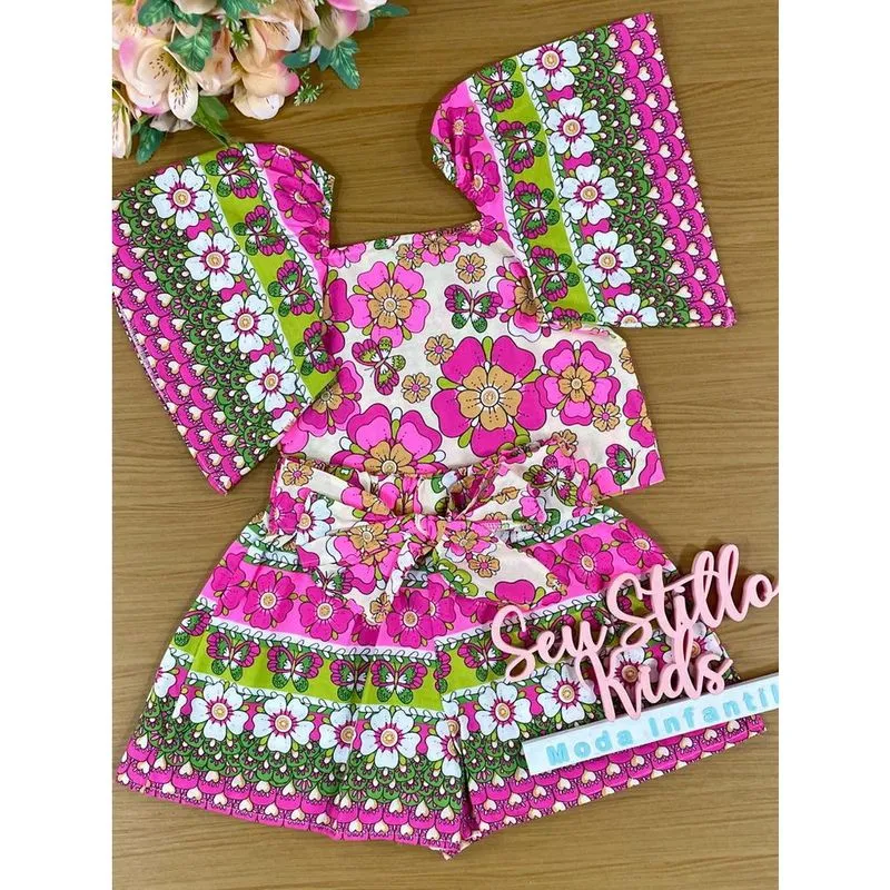 Conjunto Infantil Momi Verão Com Shorts e Blusa Flores