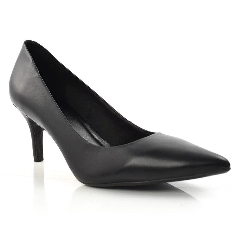 Scarpin Feminino de Couro e Salto Médio Suzzara Preto 405.01 38