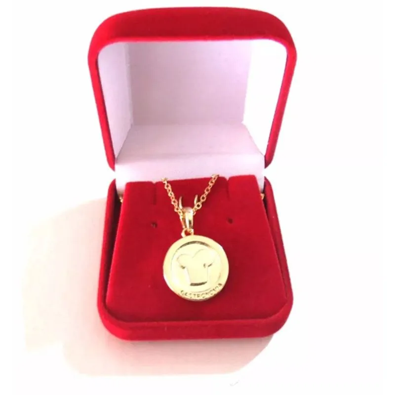 Colar Cordão Gastronomia Cozinheira Folheado Ouro 18k