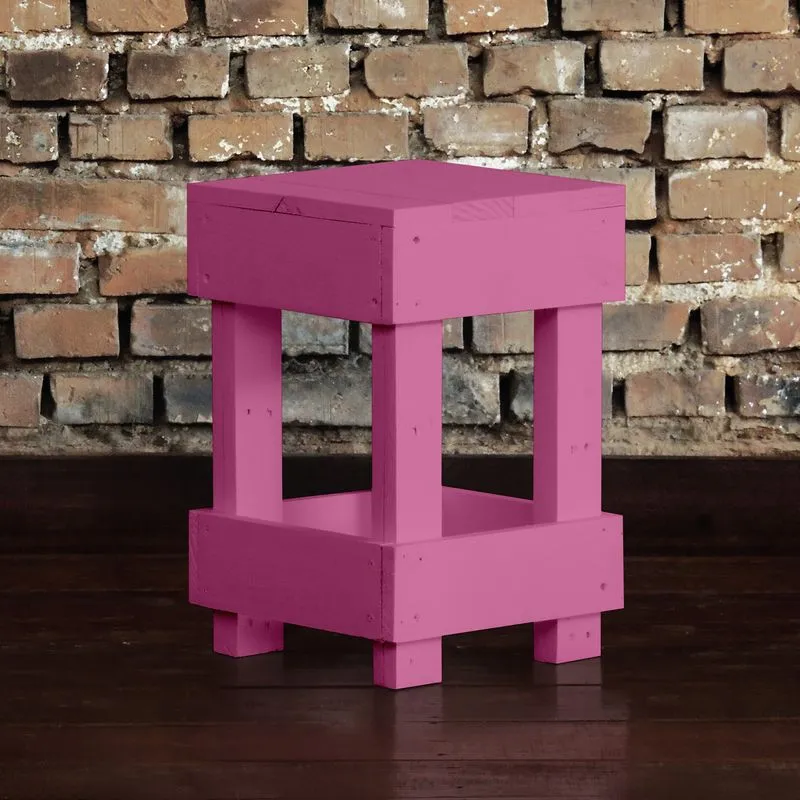Banquinho De Pallets Aríete Roxo