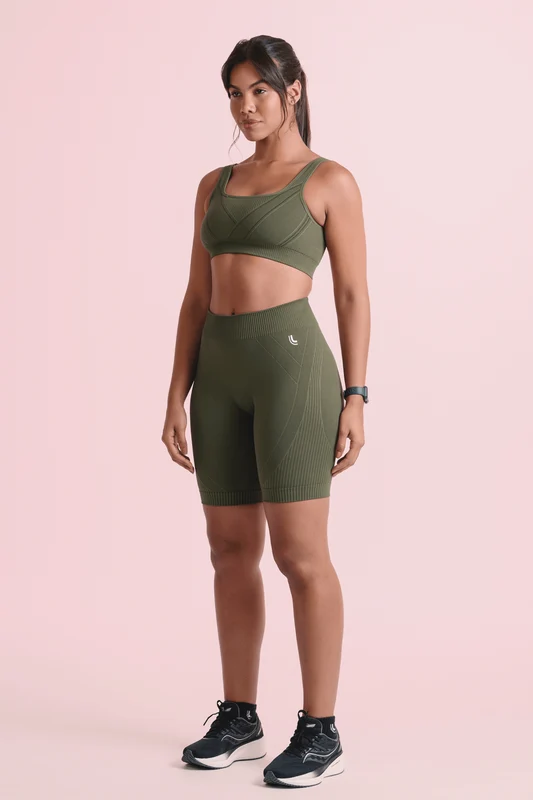 Bermuda Max Lupo Verde Militar / GG