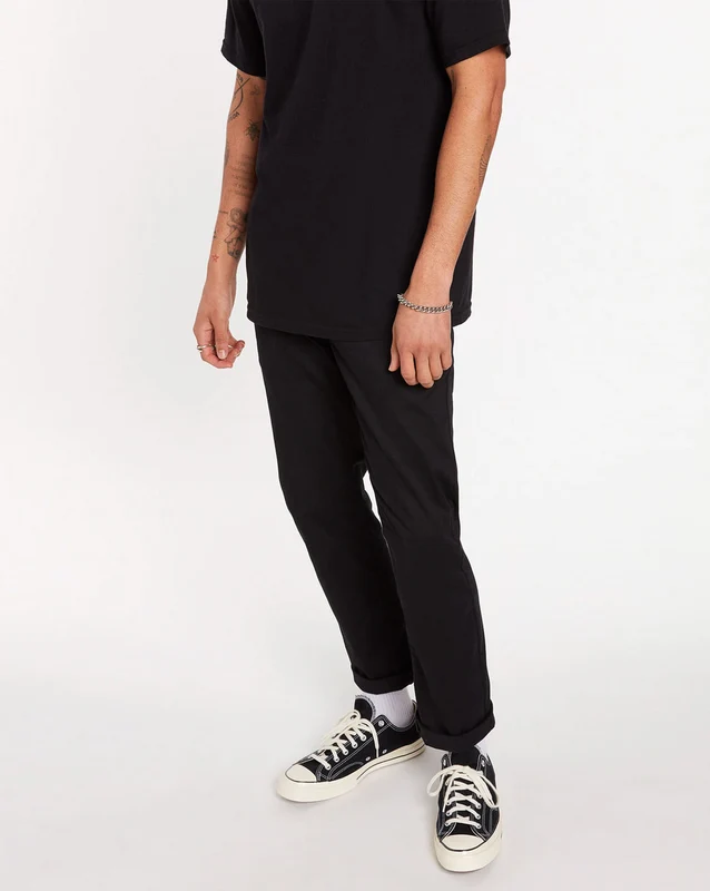 Calça Volcom Especial Sarja Frickin Modern Stretch Chino Preta 40 / Preto