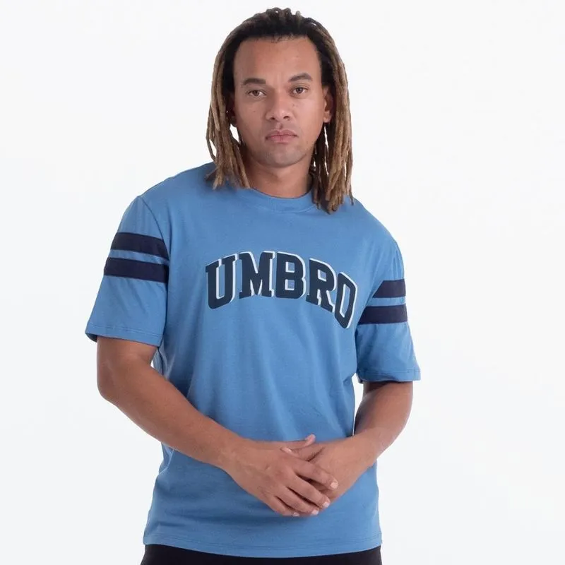 Camiseta Unisex Umbro College Concept G