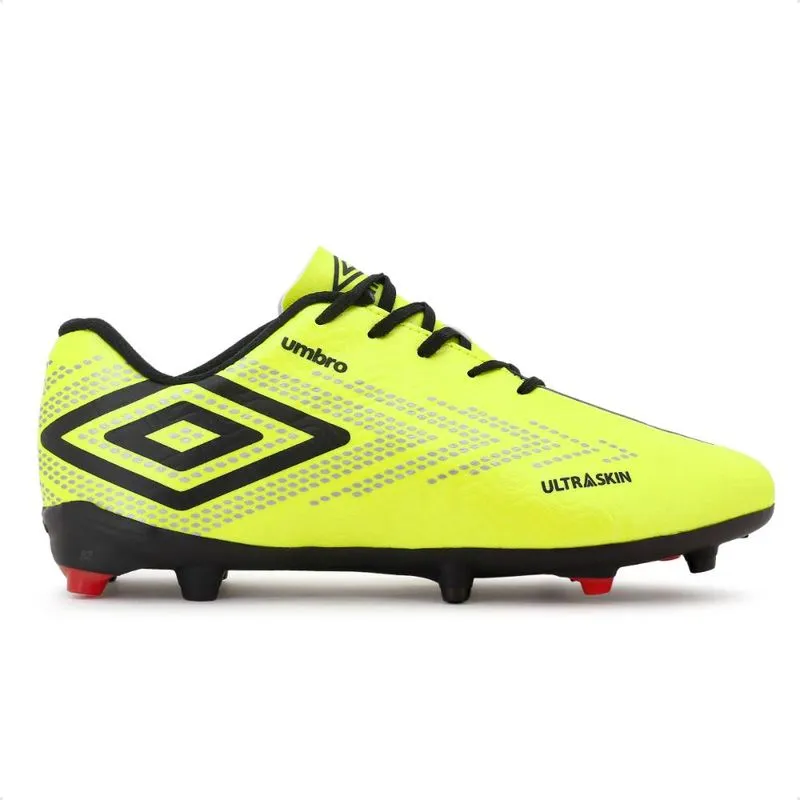 Chuteira Campo Umbro Ultraskin 42 / Amarelo Preto
