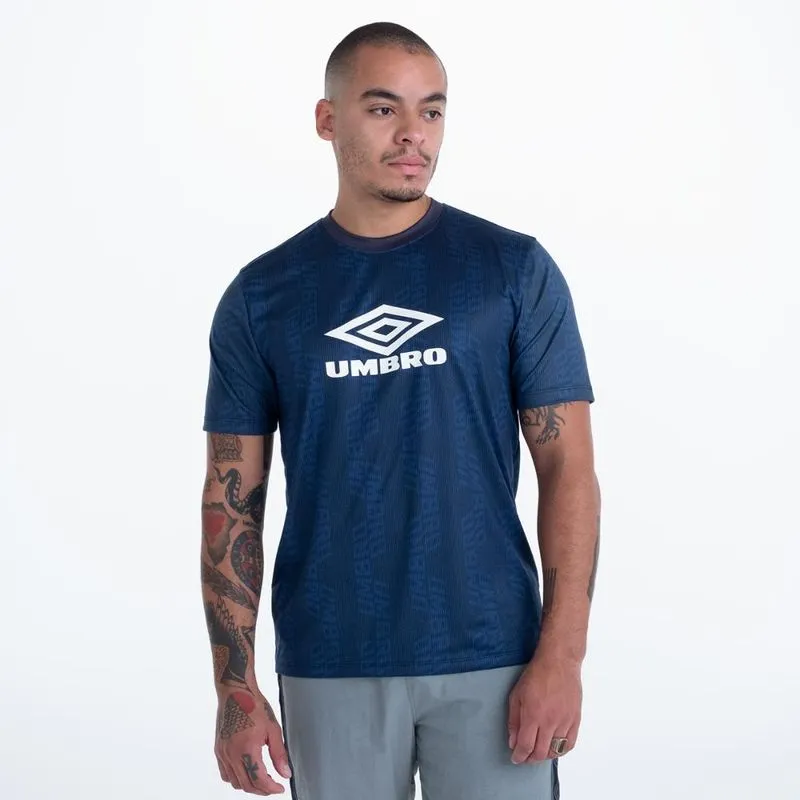 Camiseta Masculina Umbro Football Personality M.