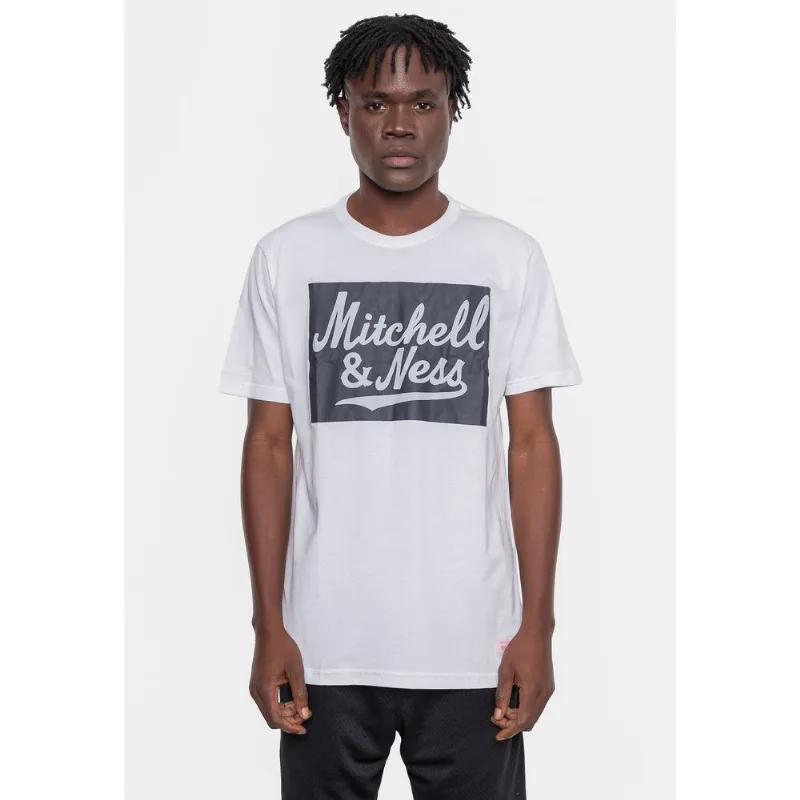 Camiseta Mitchell & Ness Masculina Estampada Off White - M