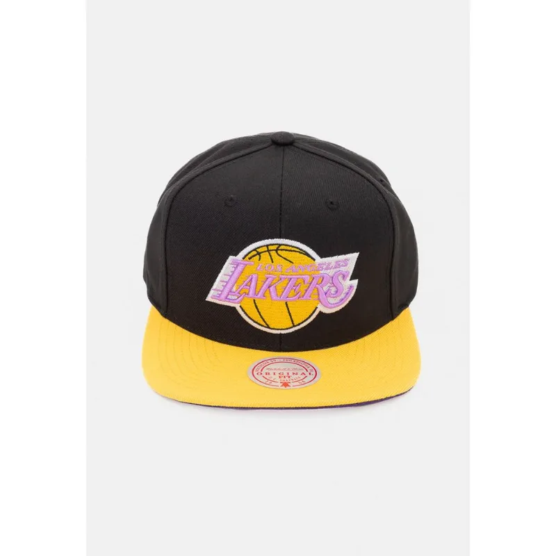 Boné Mitchell & Ness NBA Core Basic Snapback HWC Los Angeles Lakers Preto com Dourado - ÚNICO