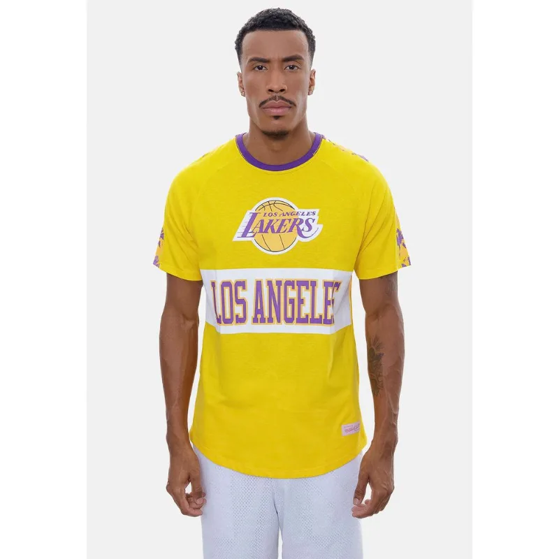 Camiseta Mitchell & Ness Especial Los Angeles Lakers Amarela - GG