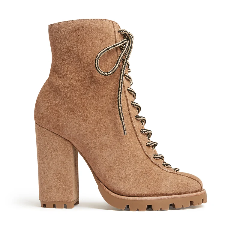 Naina Bootie 11 / Sandstone / Suede