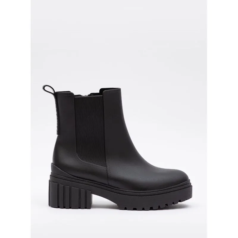 Bota Petite Jolie Chelsea Preto/Preto PJ6156 37-8