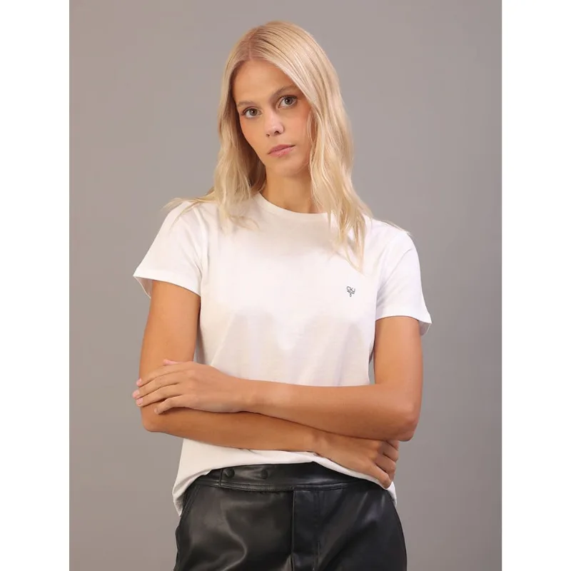 Camiseta Manga Curta Logo Ômega Calvin Klein Jeans - Branco Camiseta Manga Curta Logo Ômega Calvin Klein Jeans Branco p