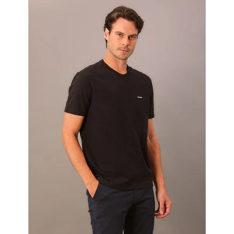 Camiseta Masculina Slim Minimalista Flamê Calvin Klein - Preto Camiseta Masculina Slim Minimalista Flamê Calvin Klein Preto Ggg
