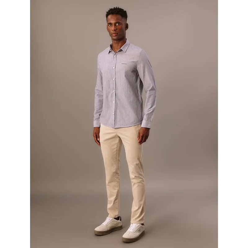 Camisa Manga Longa Slim Listrada Silk Logo Calvin Klein Jeans - Azul Médio Camisa Manga Longa Slim Listrada Silk Logo Calvin Klein Jeans Azul Médio Ggg