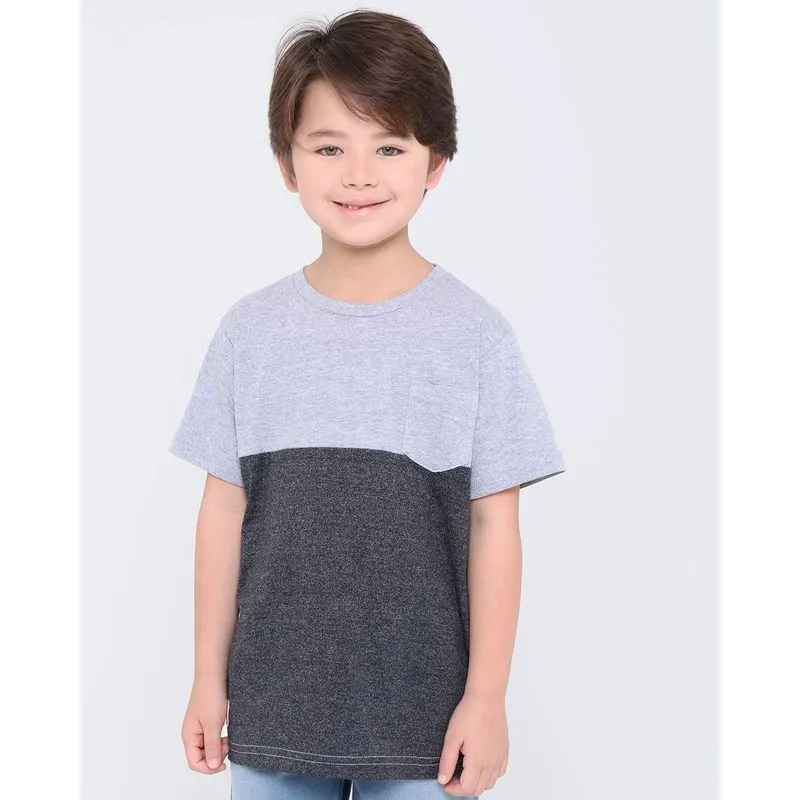 Camiseta Infantil Recorte Bolso Cinza 6