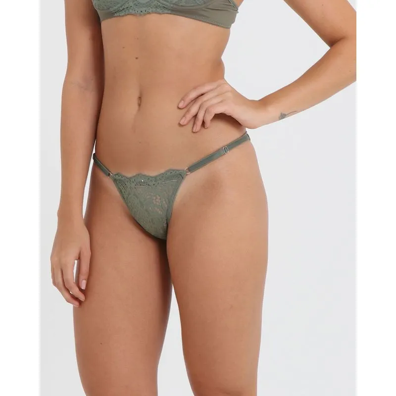 Calcinha String Renda Verde Musgo M