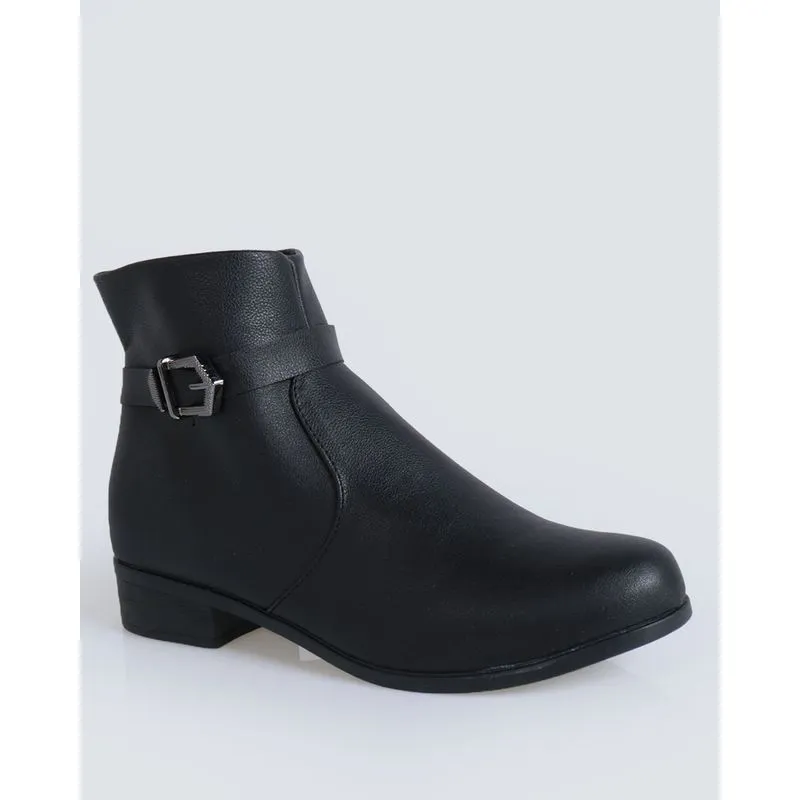 Bota Feminina Cano Curto Preta 35