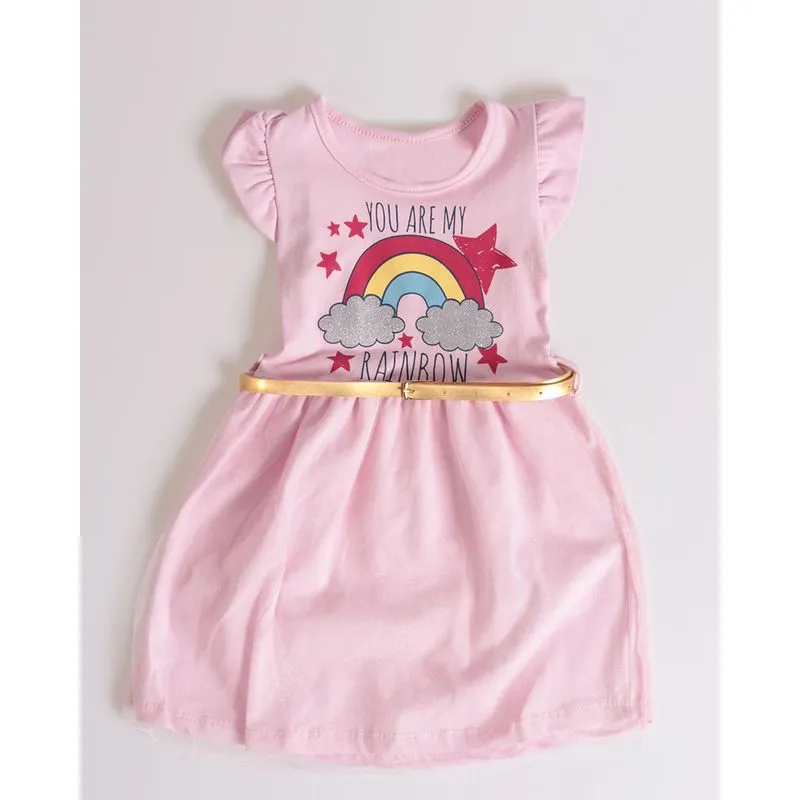 Vestido Bebê Estampa Arco-íris Cinto Rosa Claro 1